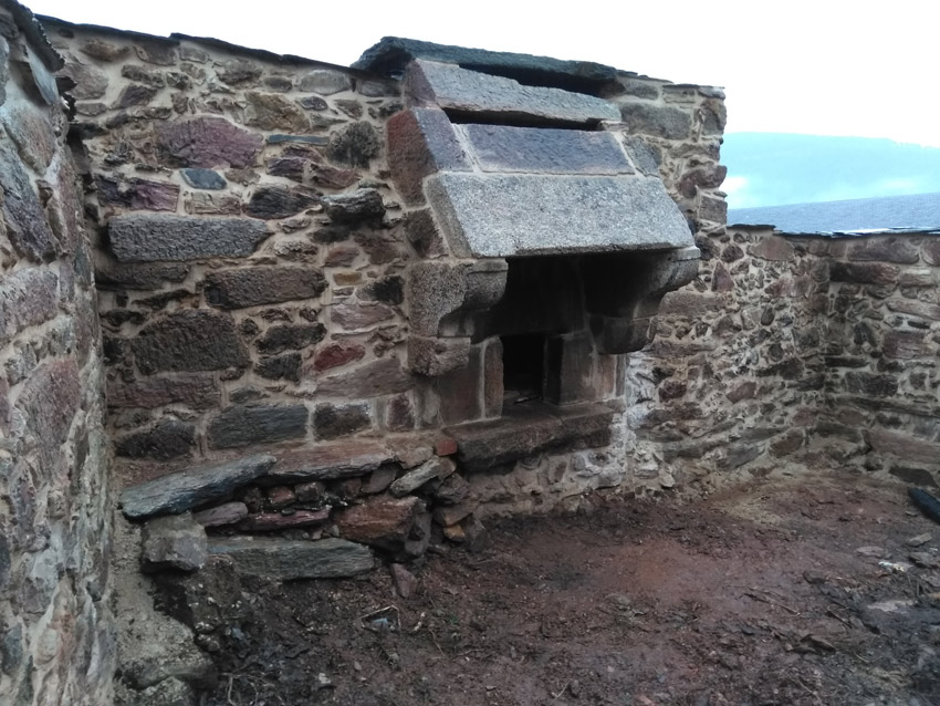 L17-19.20-09-0041-Concello-Laza